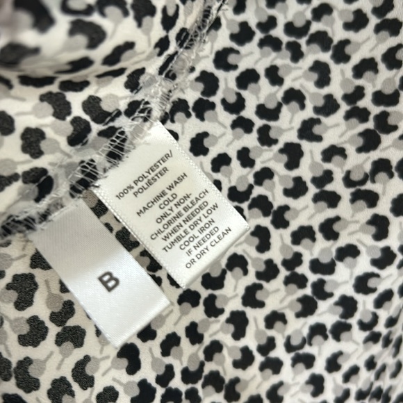 LOFT  WOMENS BUTTON DOWN BLOUSE ZEBRA PRINT LIGHTWEIGHT SZ  SMALL - Picture 9 of 12